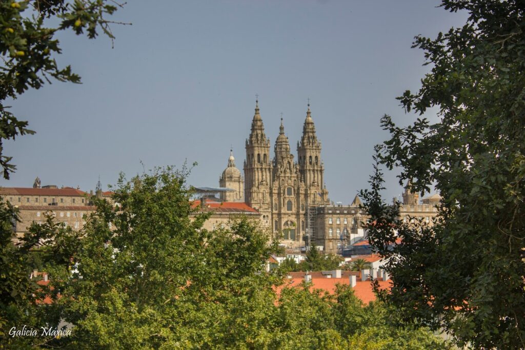 Vista de la catedral, final del camino de Santiago