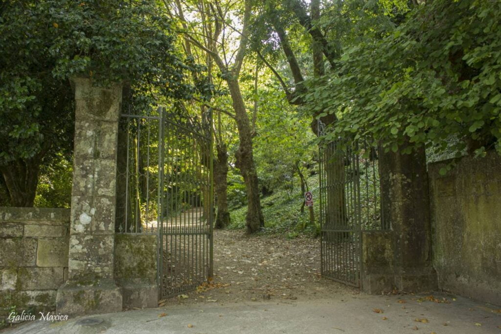 Entrada a la finca