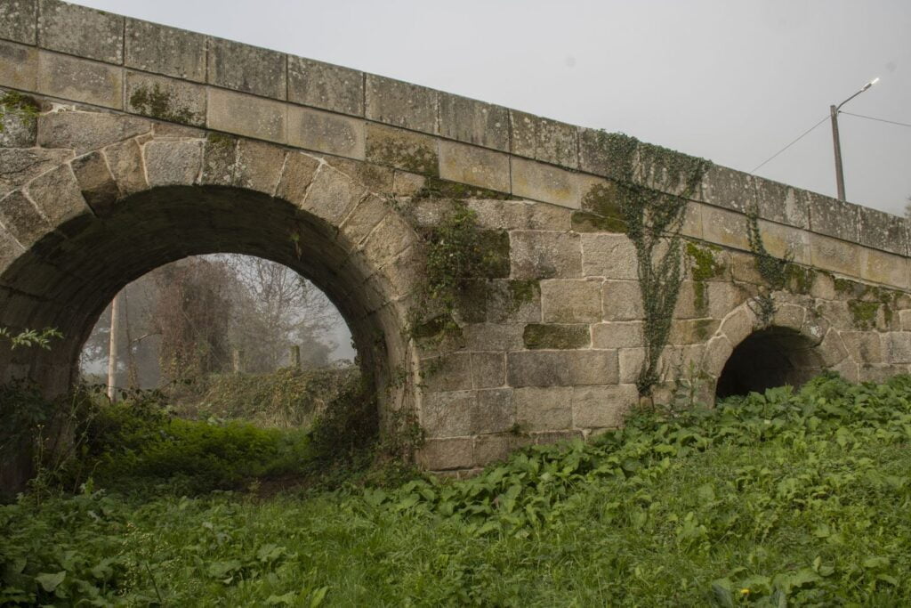 ¿Arcos romanos de Ponte de Carracedo?