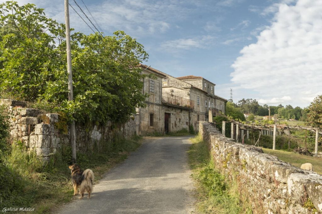 Camino al Pazo de Banga
