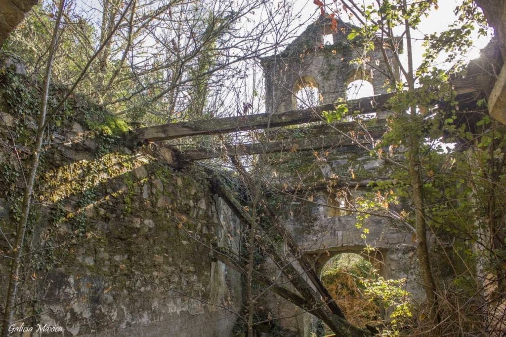 Iglesia de Santiago de Tronceda
